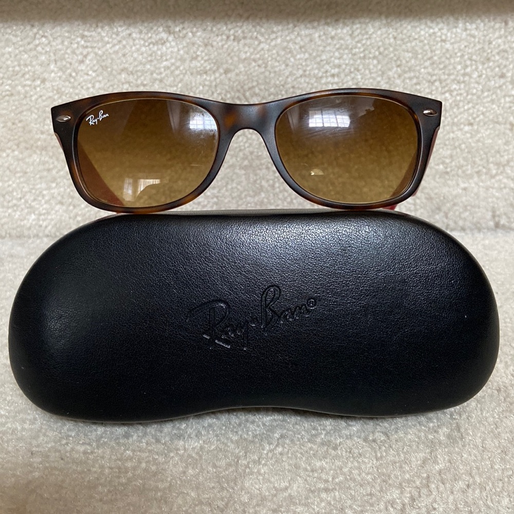 ray ban wayfarer sunglasses